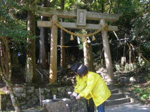 金持神社