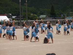 日南小学校