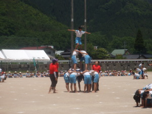 日南小学校