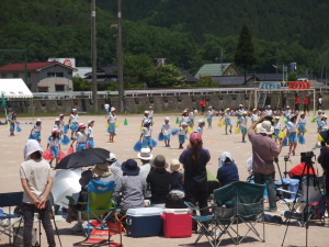 日南小学校