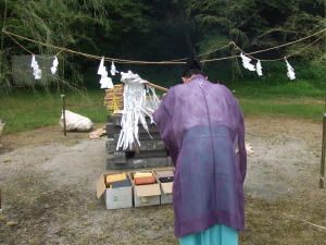 金持神社