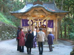 金持神社