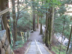 金持神社