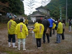 金持神社